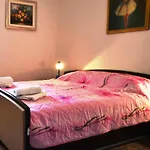 Renata Mare Apartments
