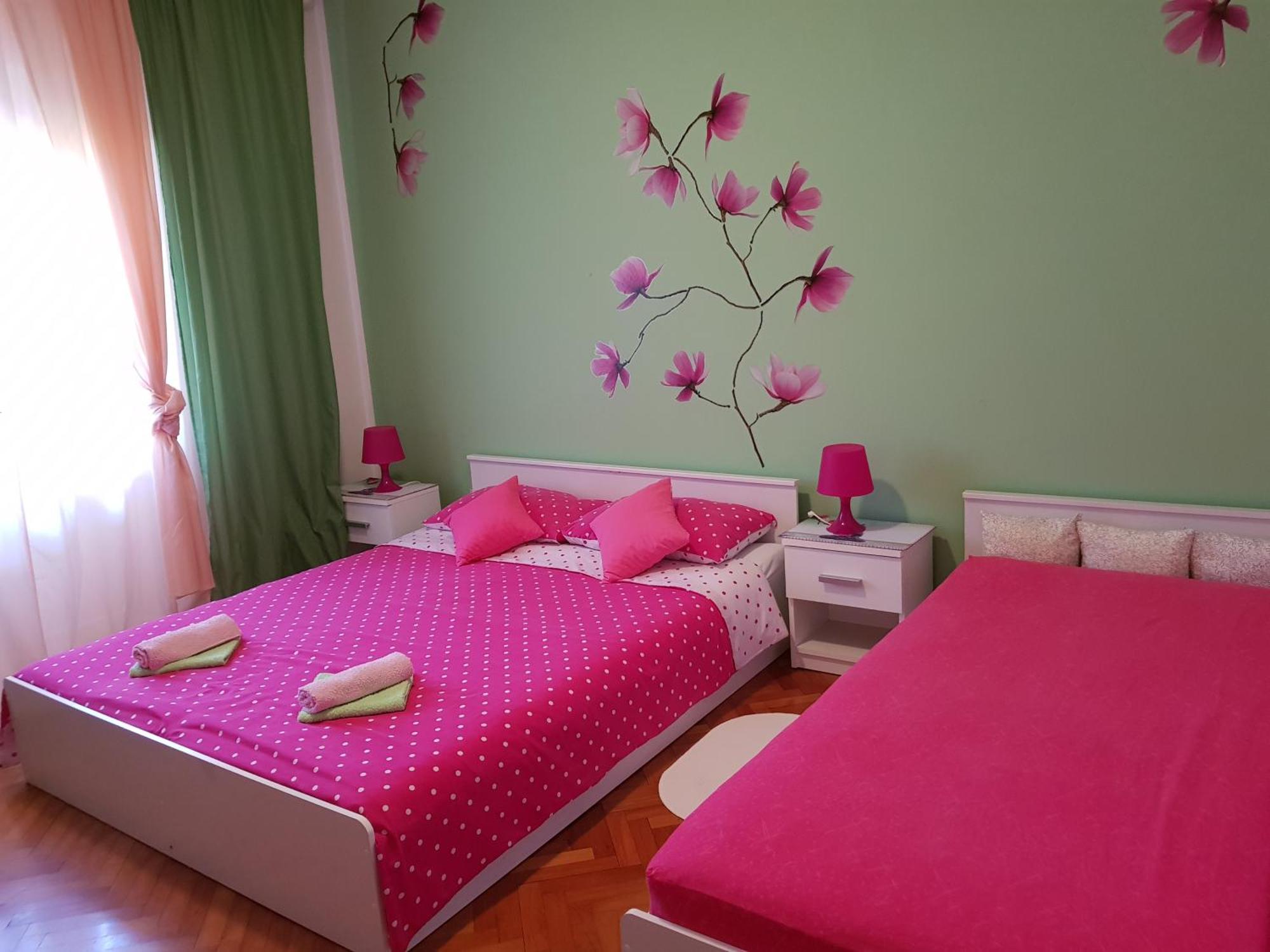 Apartment Renata Mare *