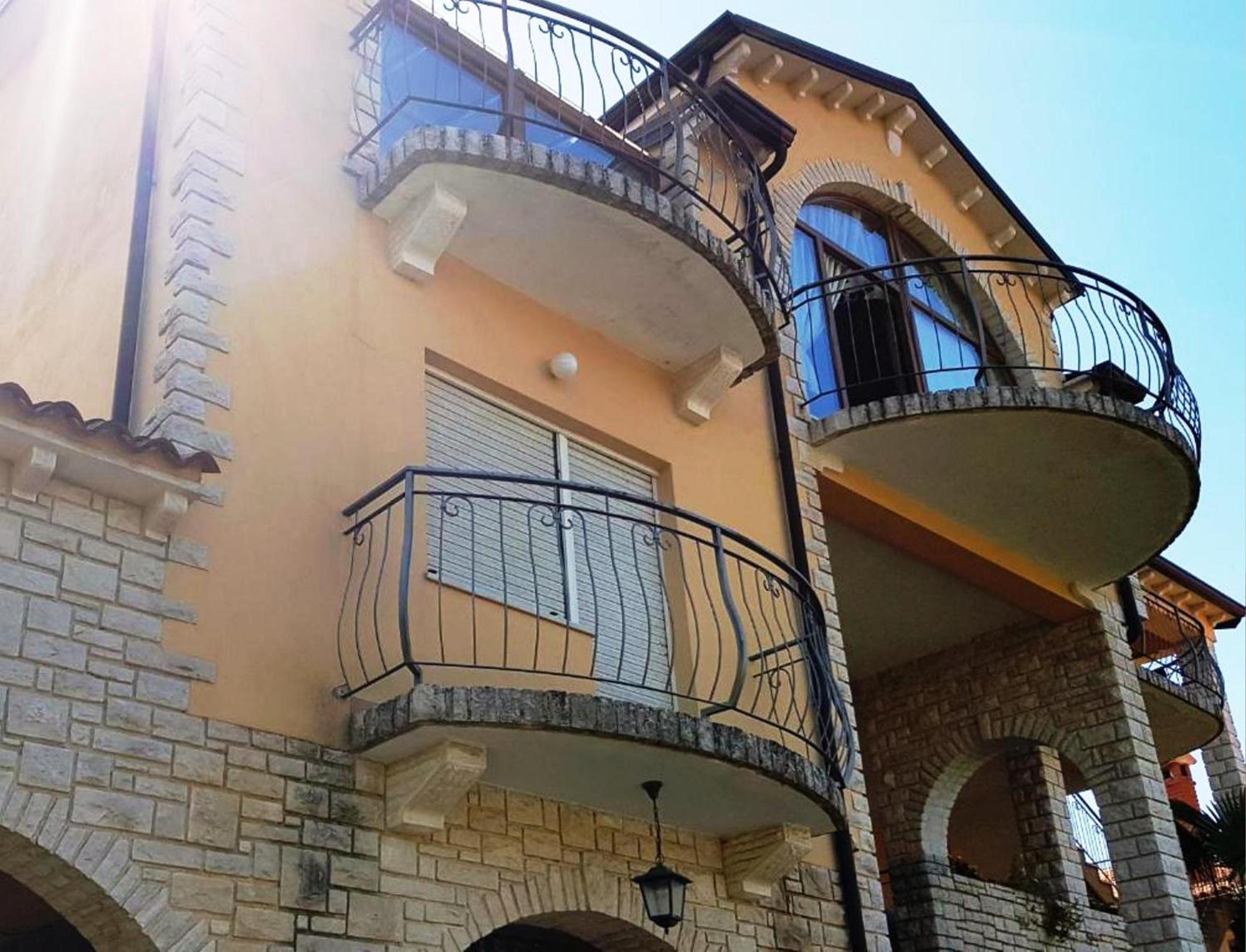 Apartment Renata Mare *